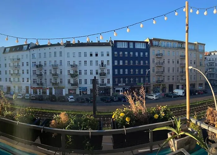 Enjoy Prenzlauer Berg At Its Best - Bright, Spacious, Ideally Located On 60M2 For 2 People