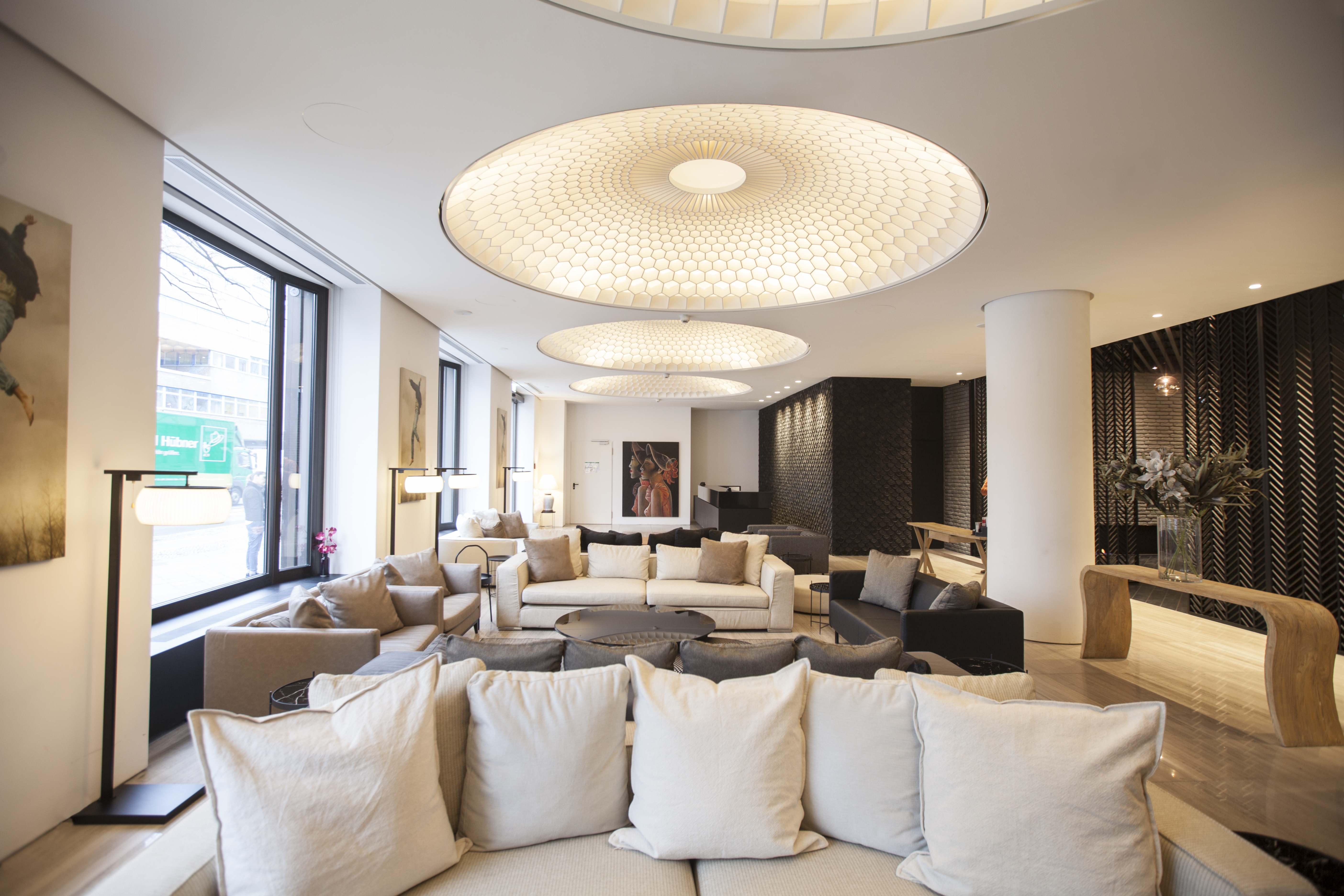 Quentin Xl Potsdamer Platz Hotell 4*