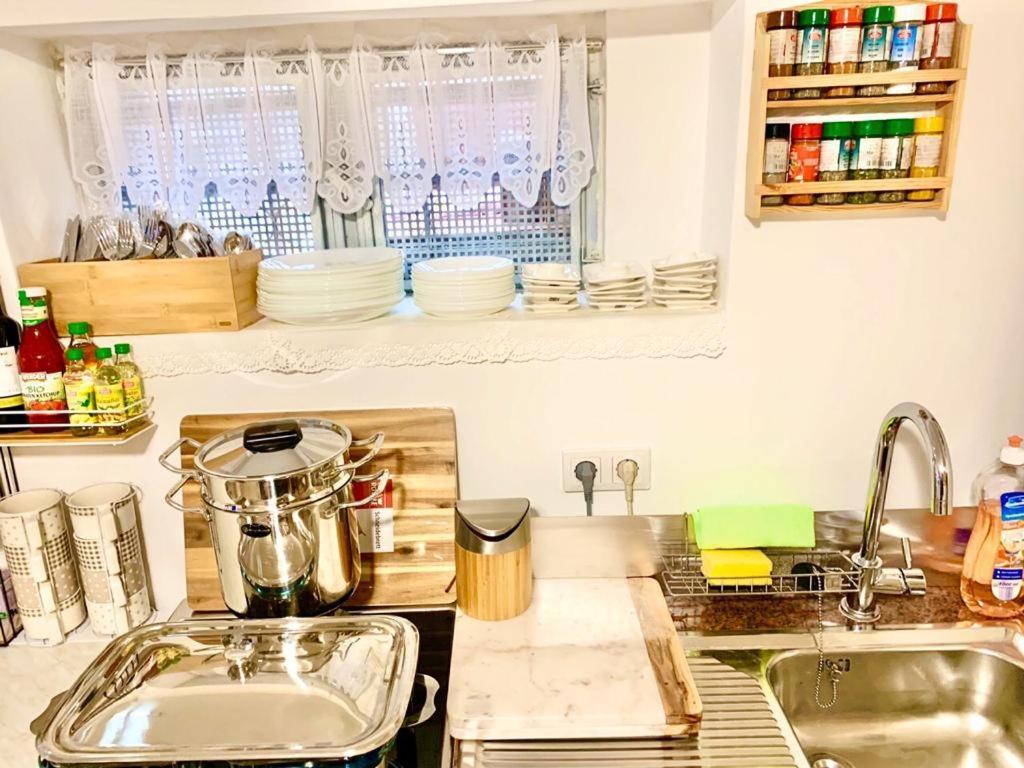 New Mitte Free Snack Hot Tea And Coffee Vandrarhem Berlin