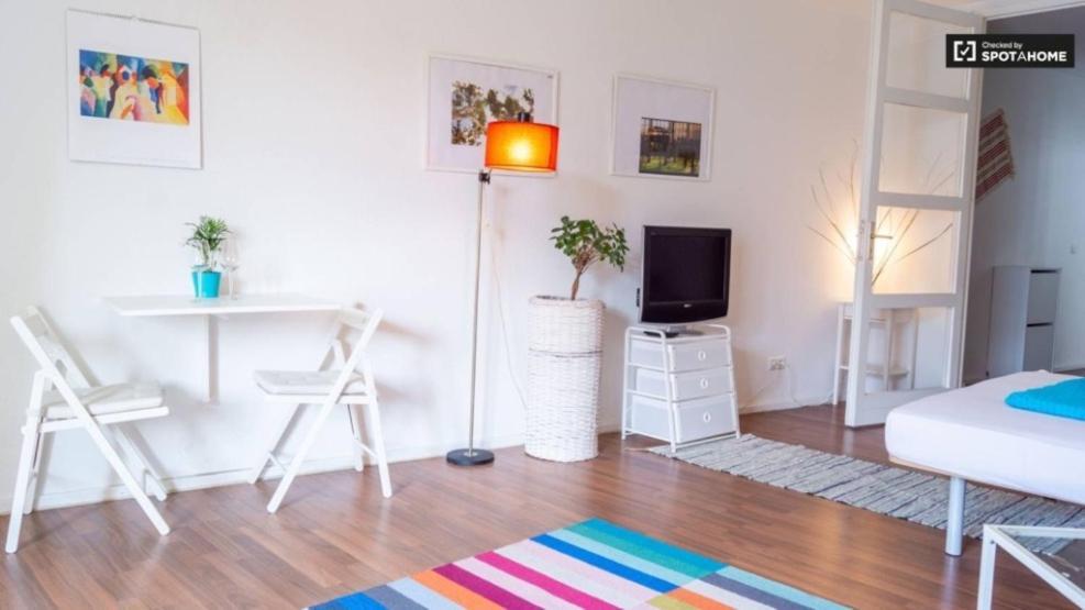 Apartment Comfort City West *