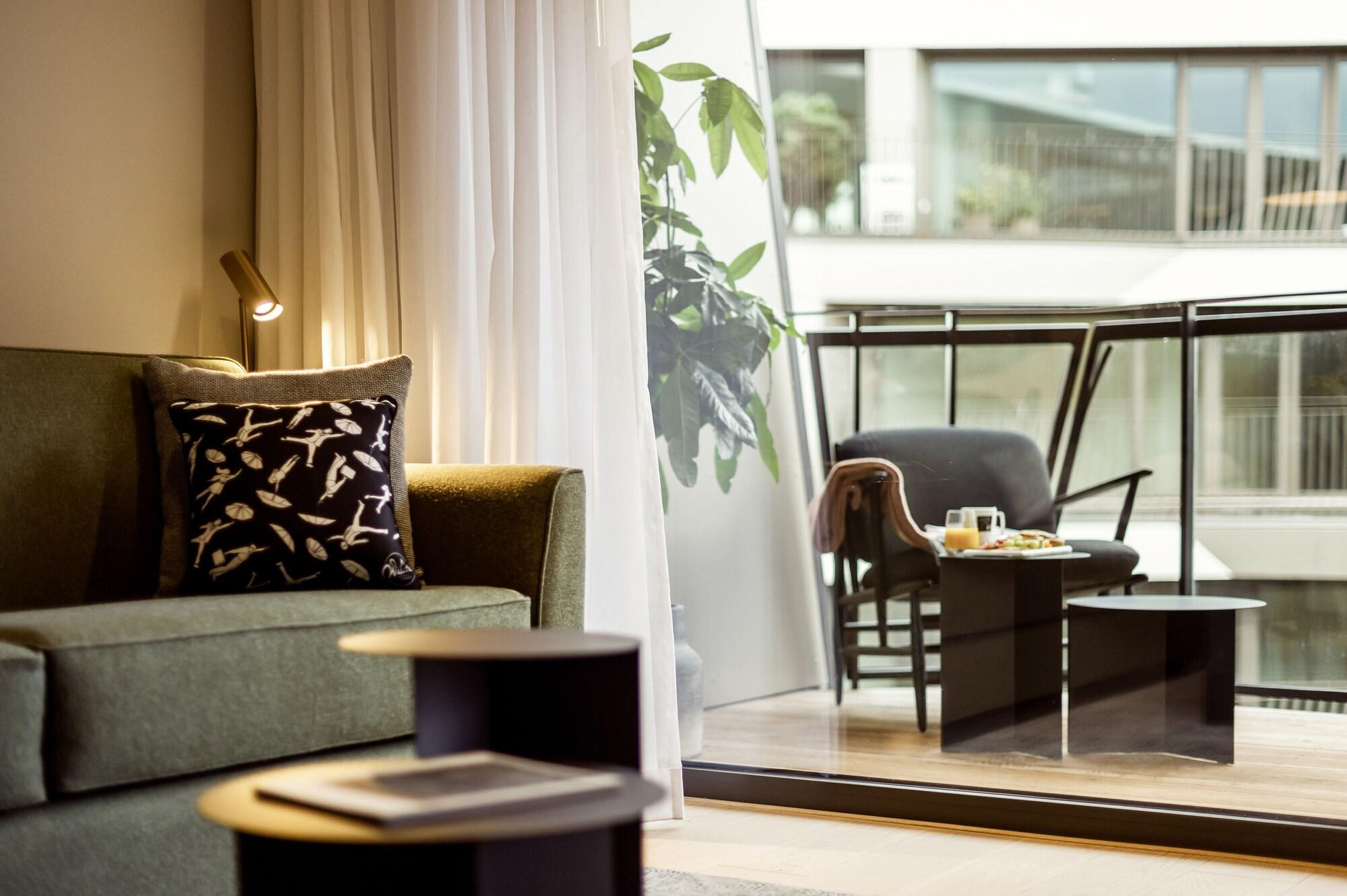 Wilde Berlin, Checkpoint Charlie Lejlighedshotel 4*
