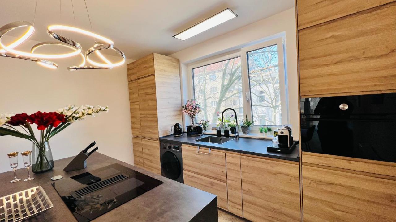 Appartement Central Designer 3 Apt With Terrace & Parking
