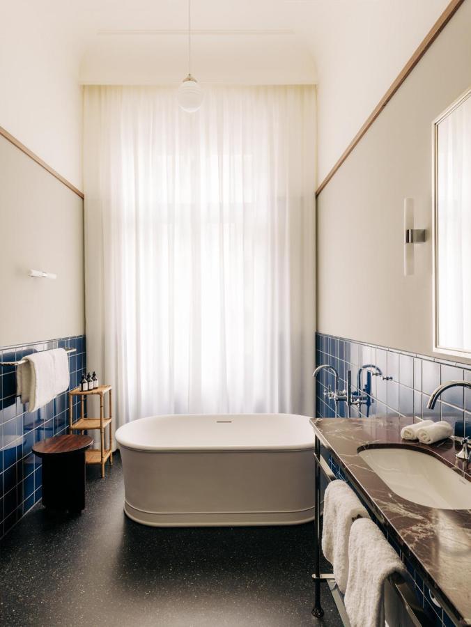Boutique Chateau Royal Hotell