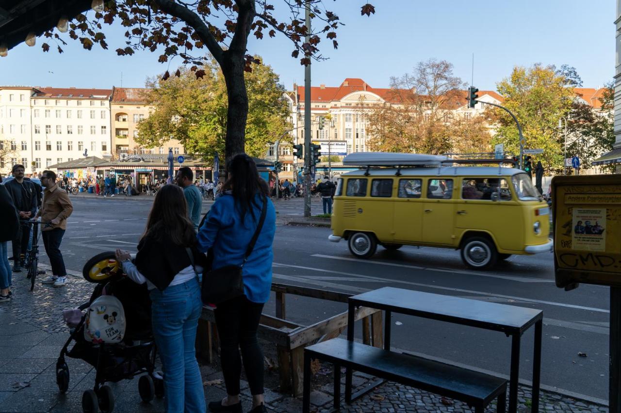 Apartment Leben Wie Ein Kreuzberger Altbau Charme Mit Stuck In Bester Kiezlage Berlin