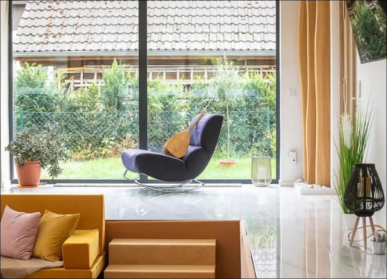 Traum-villa In Heiligensee Mit Innenpool Und Kamin Berlin