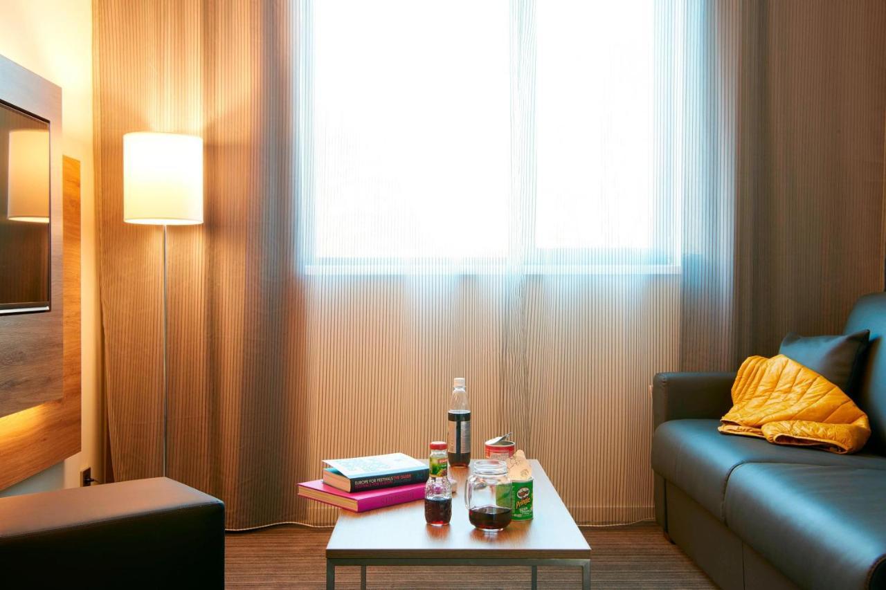Moxy Ostbahnhof Hotell