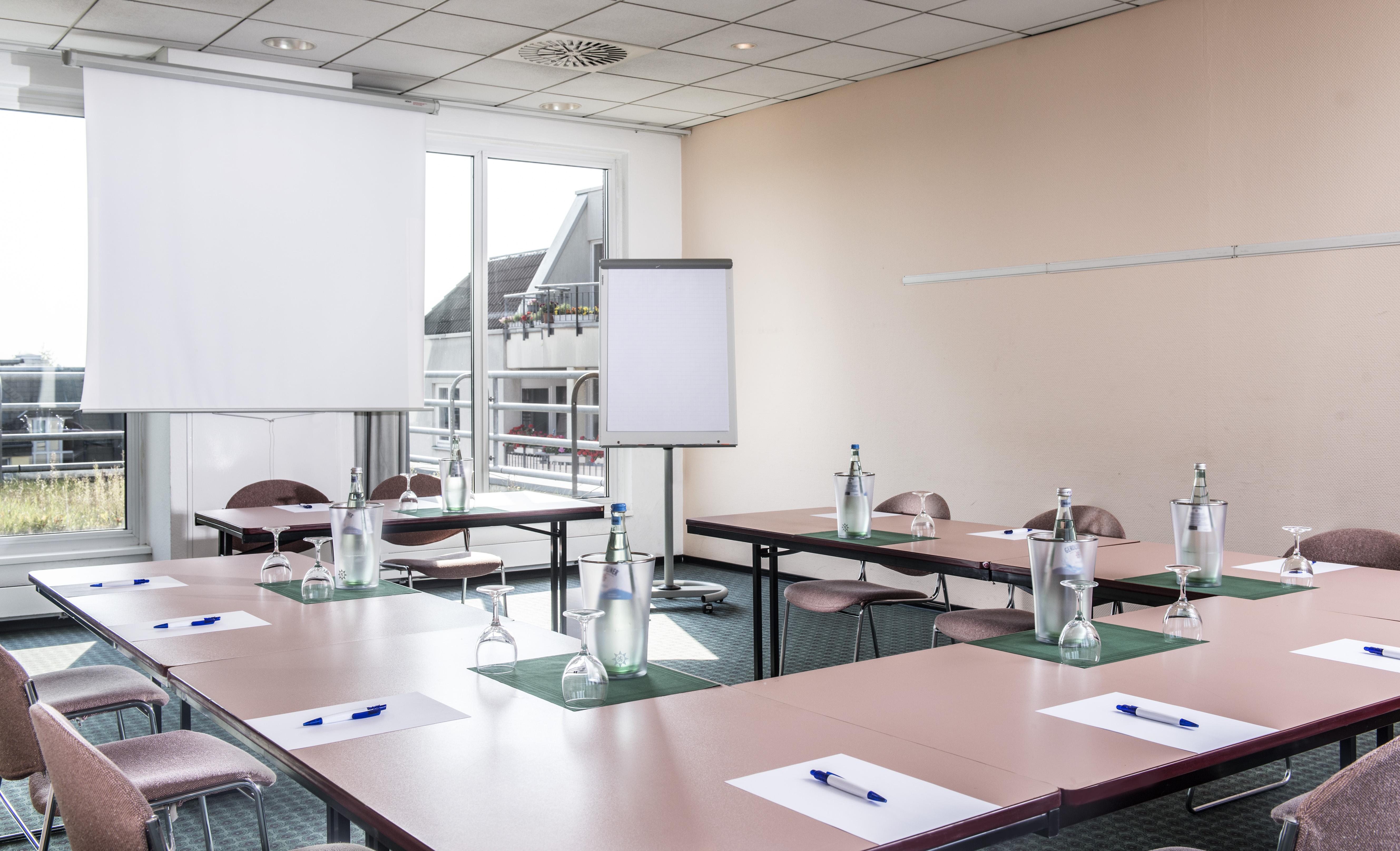 Ibis Nord Hotell 2*