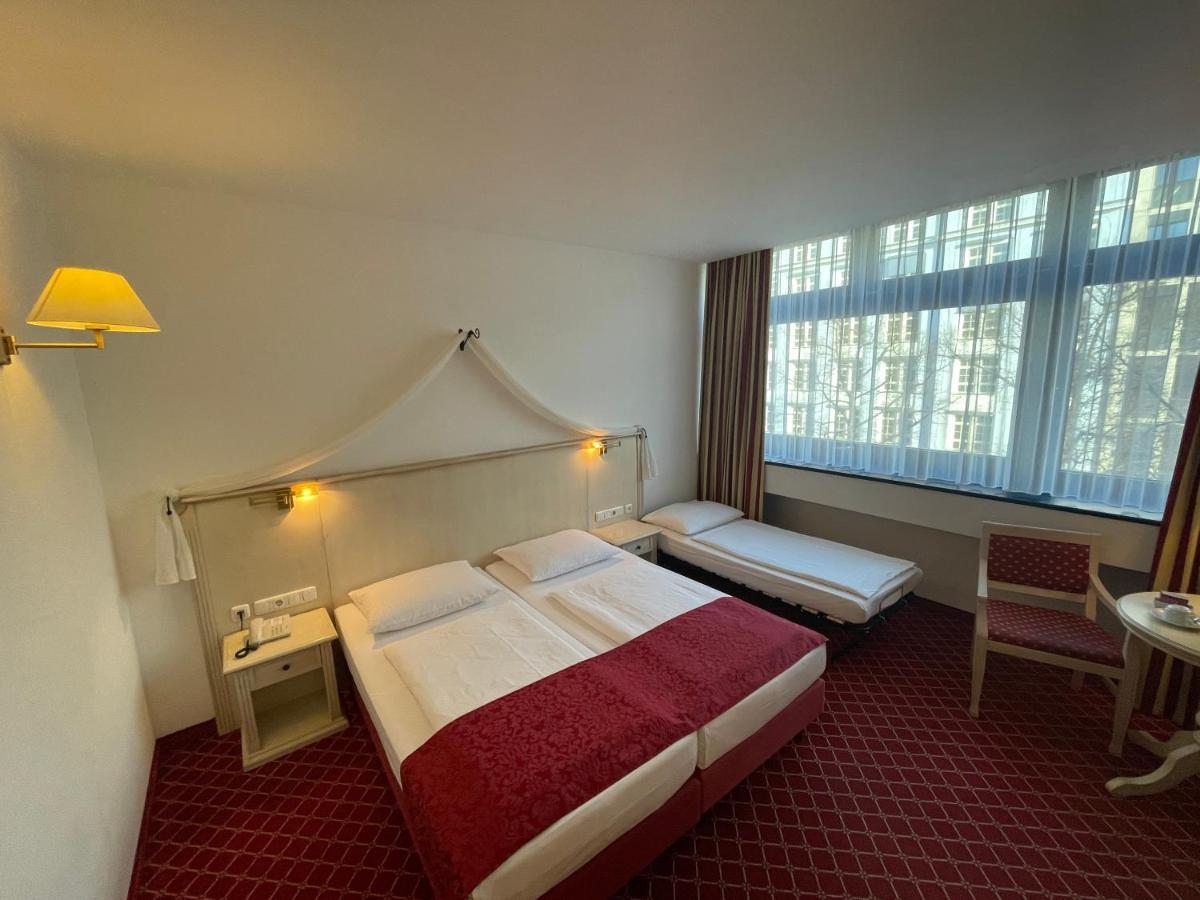 Hotell Chateau Kurfuerstendamm 4*