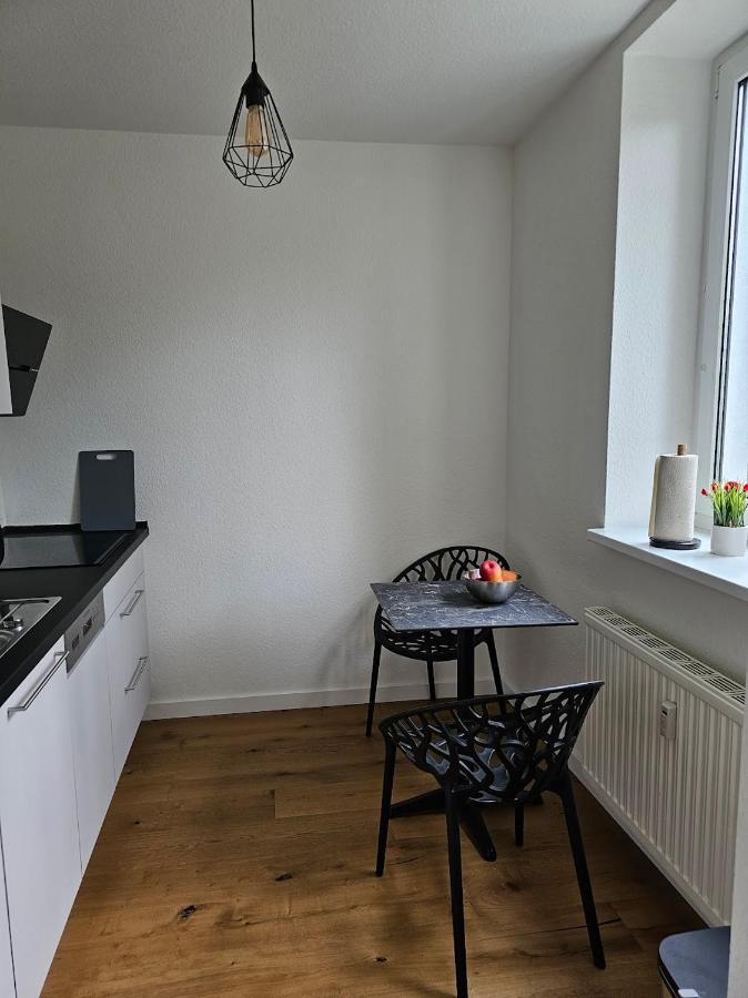 Lejlighed Casa Frida - Business Flat Near Ber, Kitchen, Bathroom, Balcony, Workspace, 24