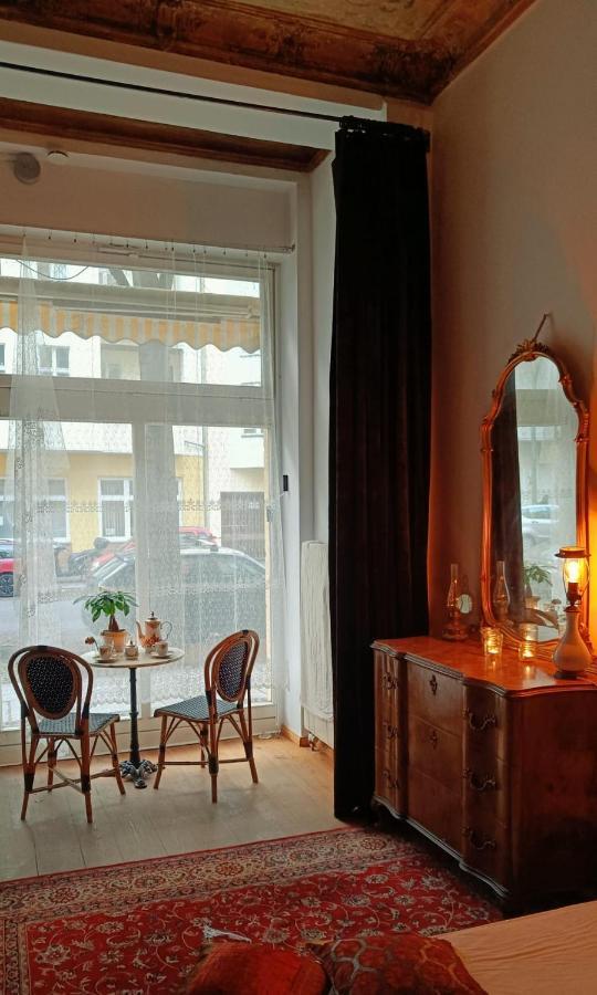 La Vie En Rose: Elegance And Art Lejlighed *