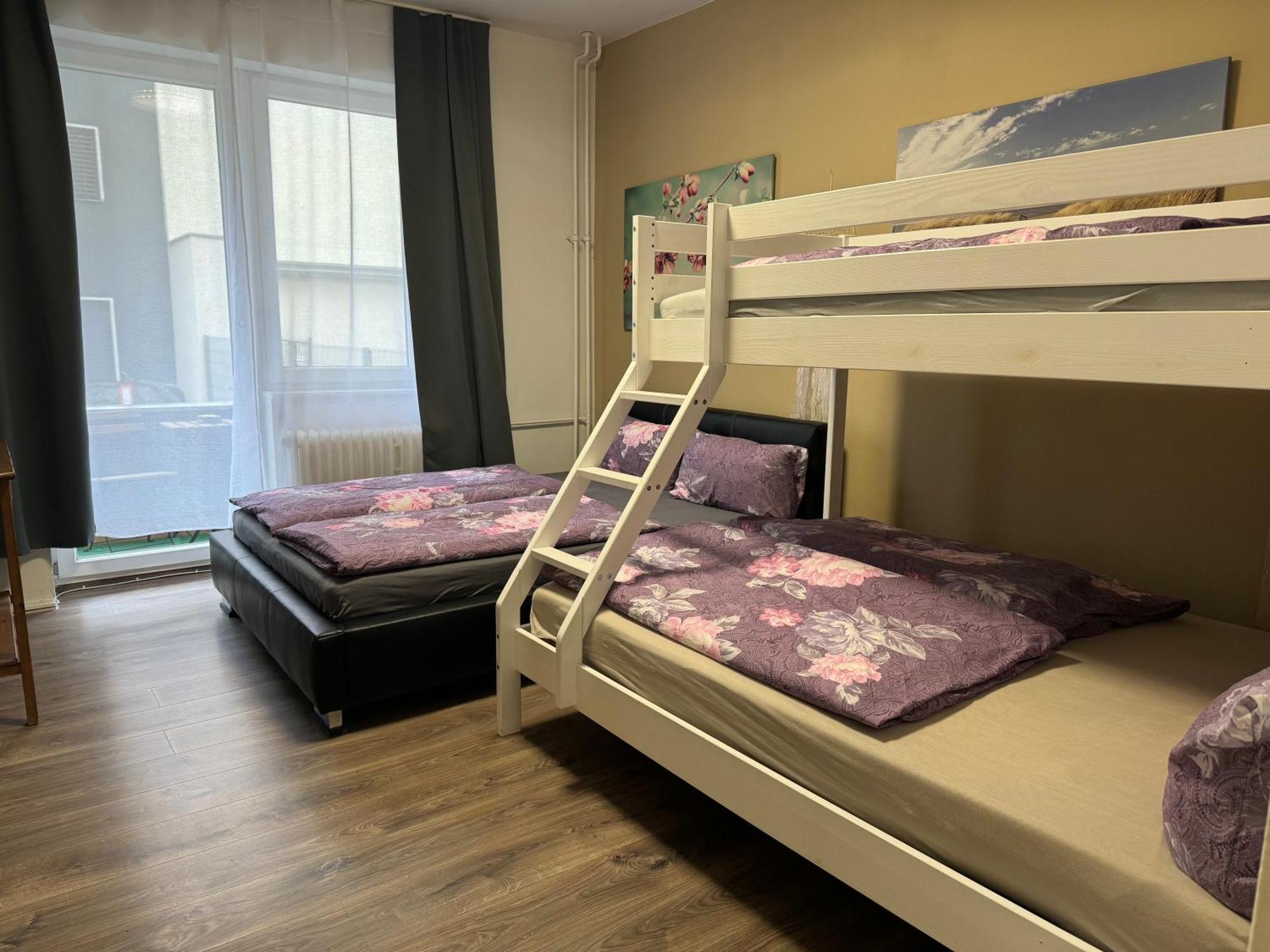 Lägenhet Pur - Fuer Bis Zu 12 Personen