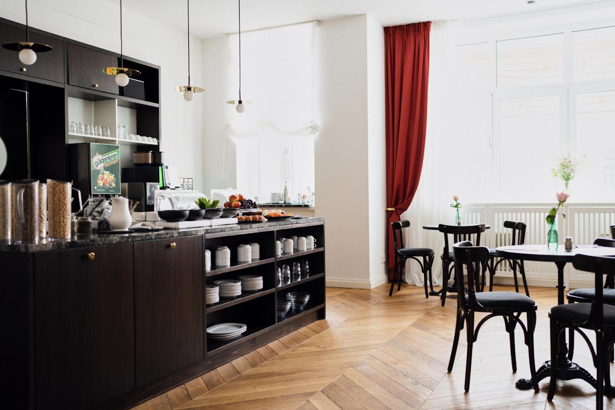 Hotell Lindenufer