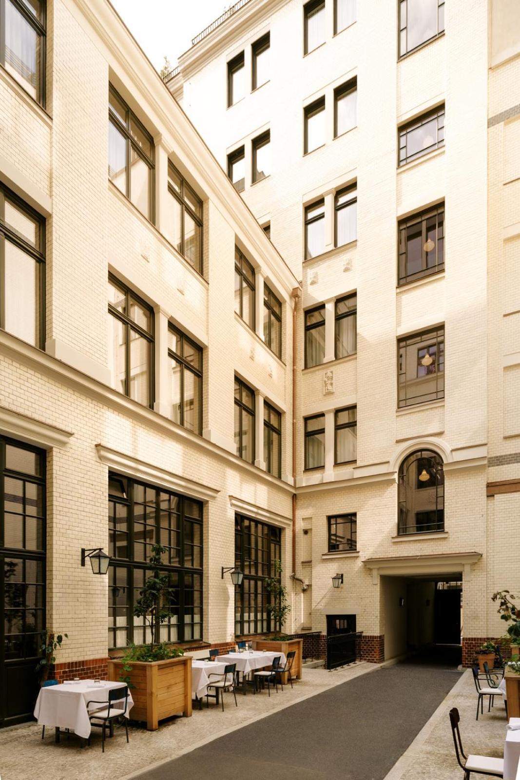 Boutique Chateau Royal Hotell 5*