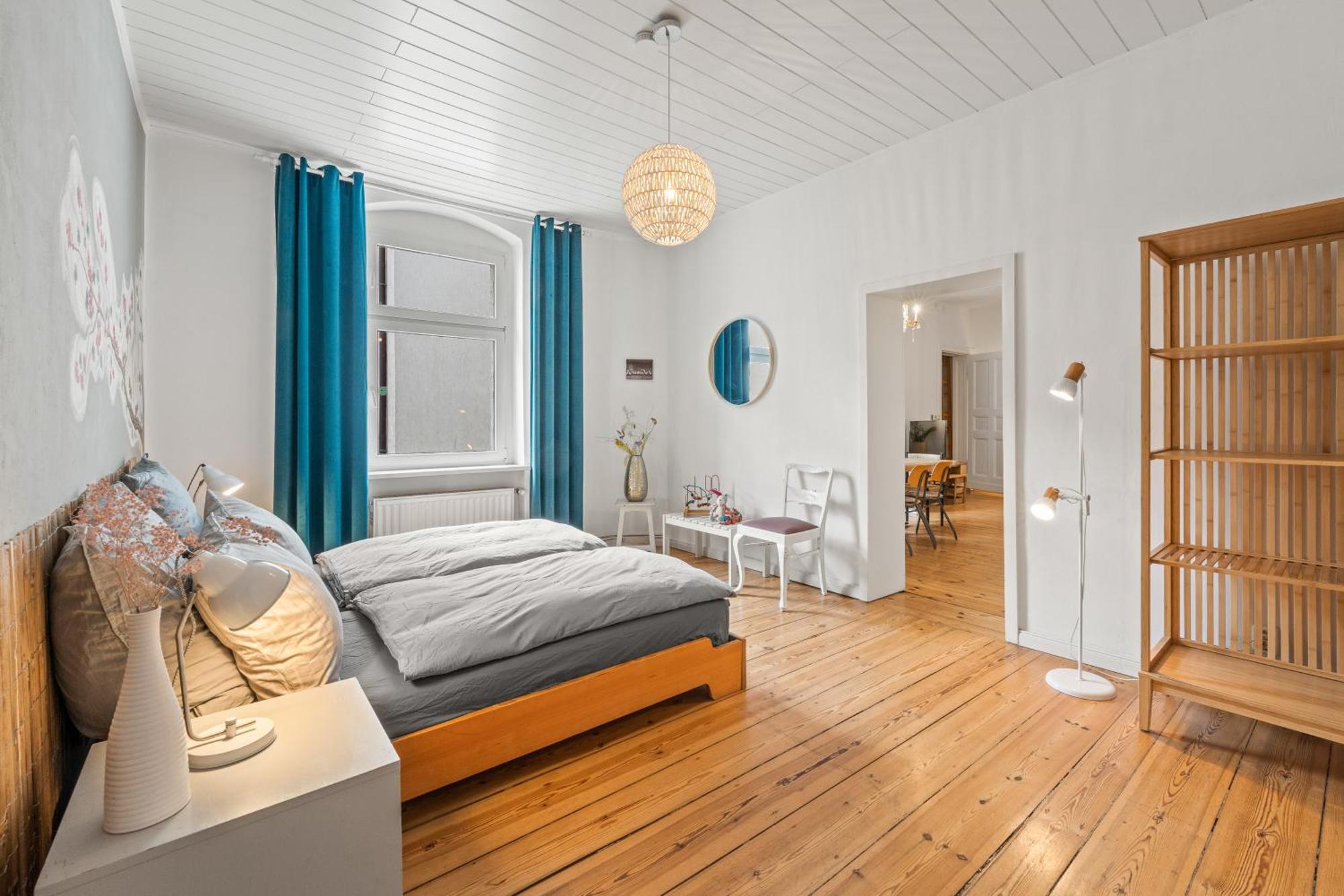 Wilhelmshavener 3br In Downdown Moabit Lägenhet