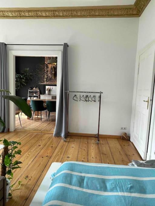 Enjoy Prenzlauer Berg At Its Best - Bright, Spacious, Ideally Located On 60M2 For 2 People Berlin