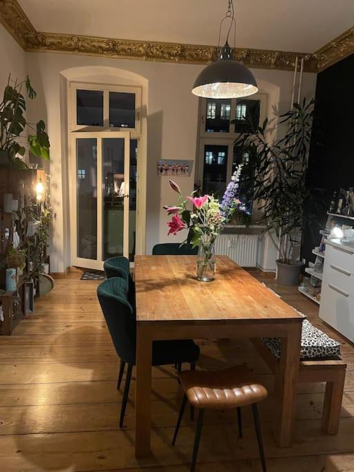 Lejlighed Enjoy Prenzlauer Berg At Its Best - Bright, Spacious, Ideally Located On 60M2 For 2 People