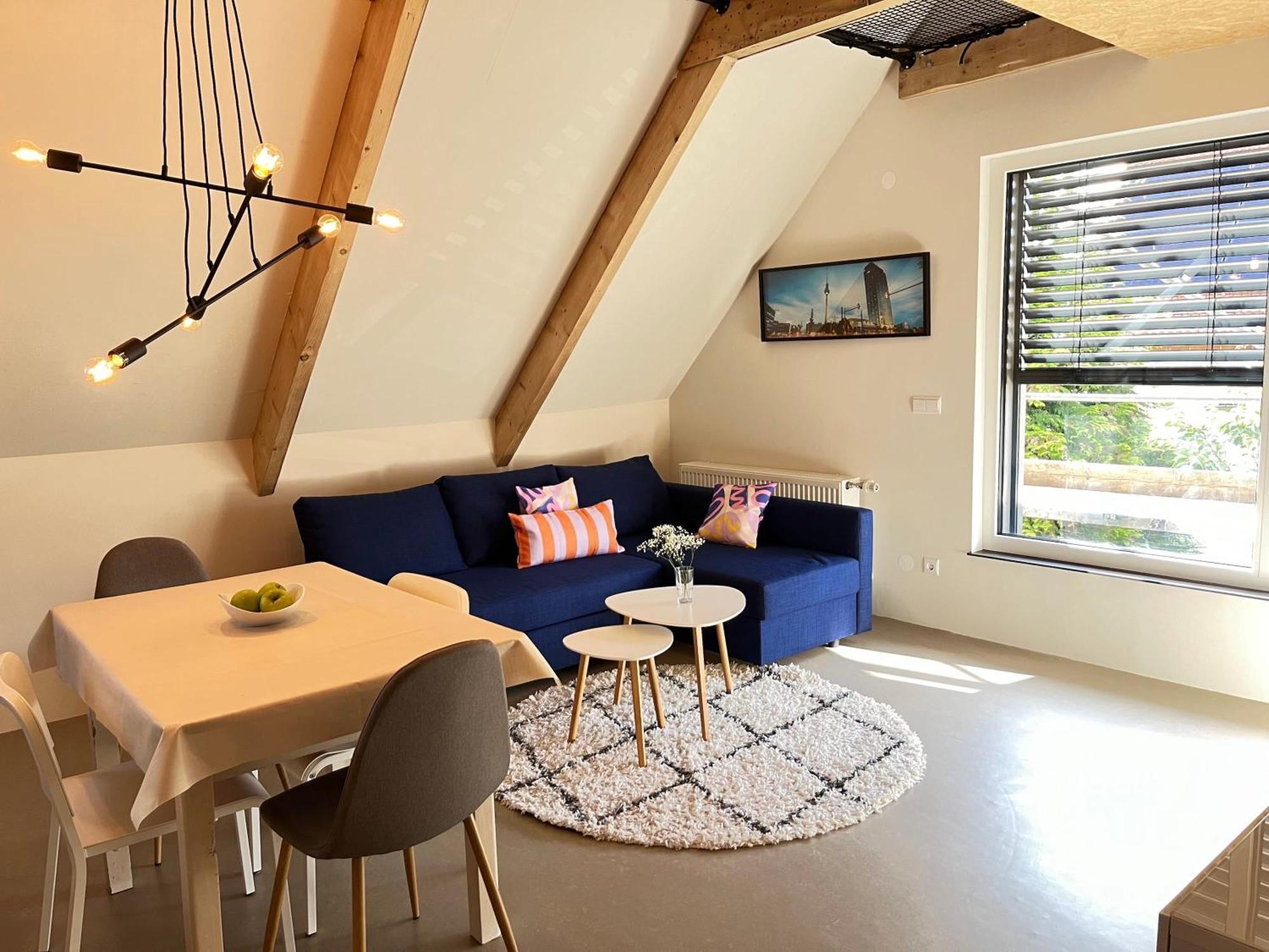 Apartment Quiet & Cozy Near Airport Ber, Free Wifi & Parking #rechts Berlin