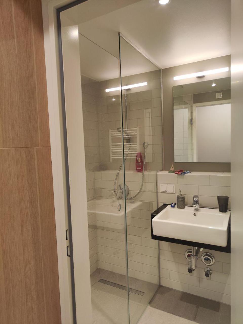 Apartment Luxurious Studio In Mitte Next To The Central Train Station Hauptbahnhof Berlin