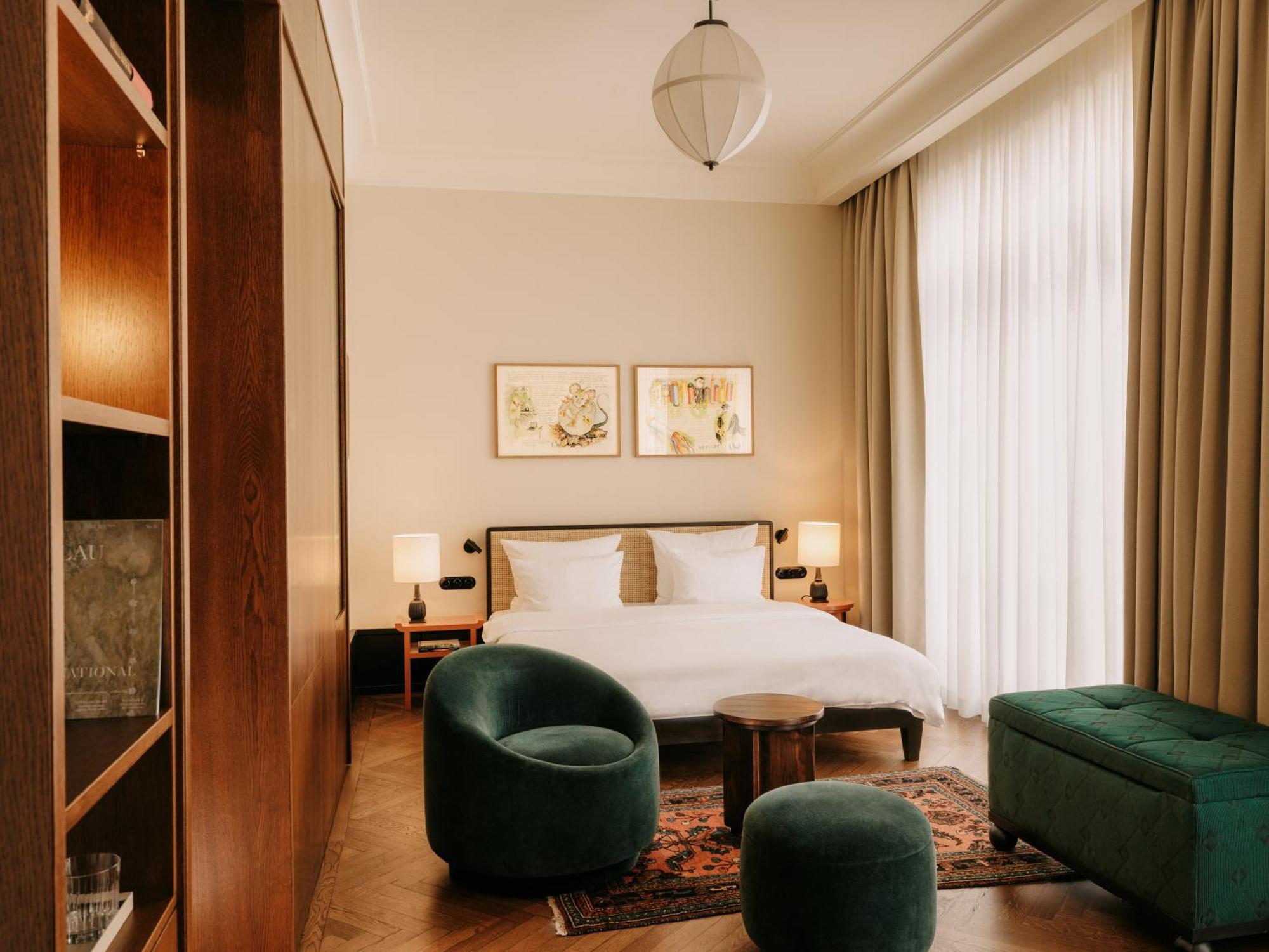 Boutique Chateau Royal Hotell 5*