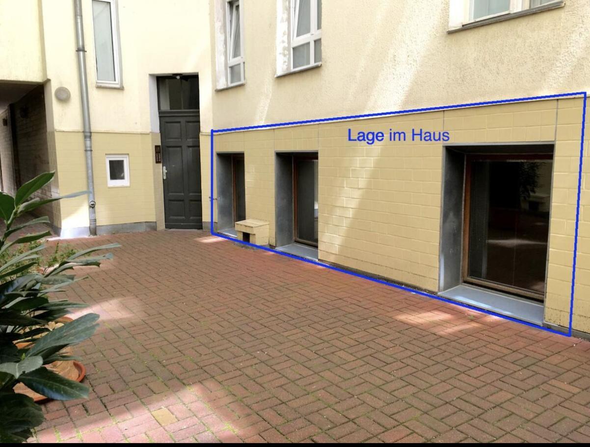 Im Nollendorfkiez, 2 Zimmer, Kueche, Bad, Lägenhet Berlin