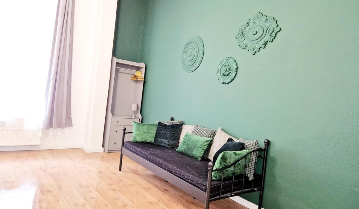 Lägenhet 3-room Treptower Park