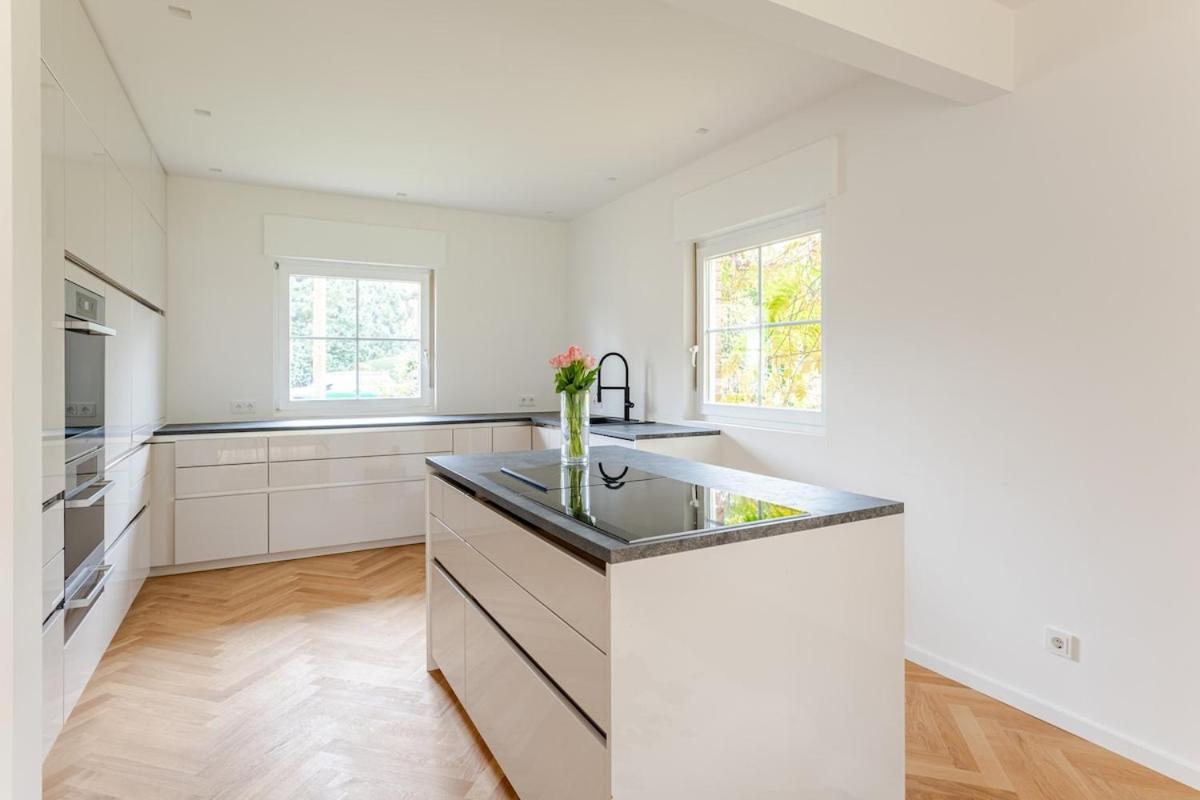 Idyllisches, Neu Renoviertes Haus Mit Steg Am Berlin
