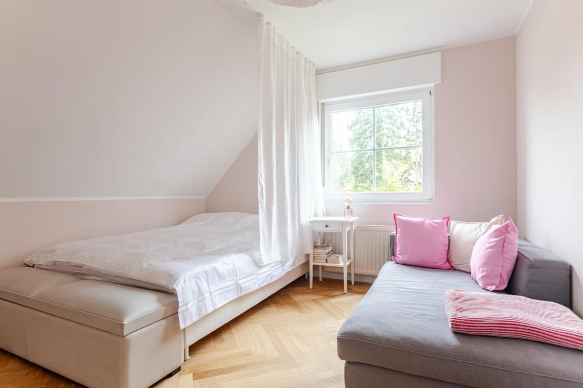 Idyllisches, Neu Renoviertes Haus Mit Steg Am