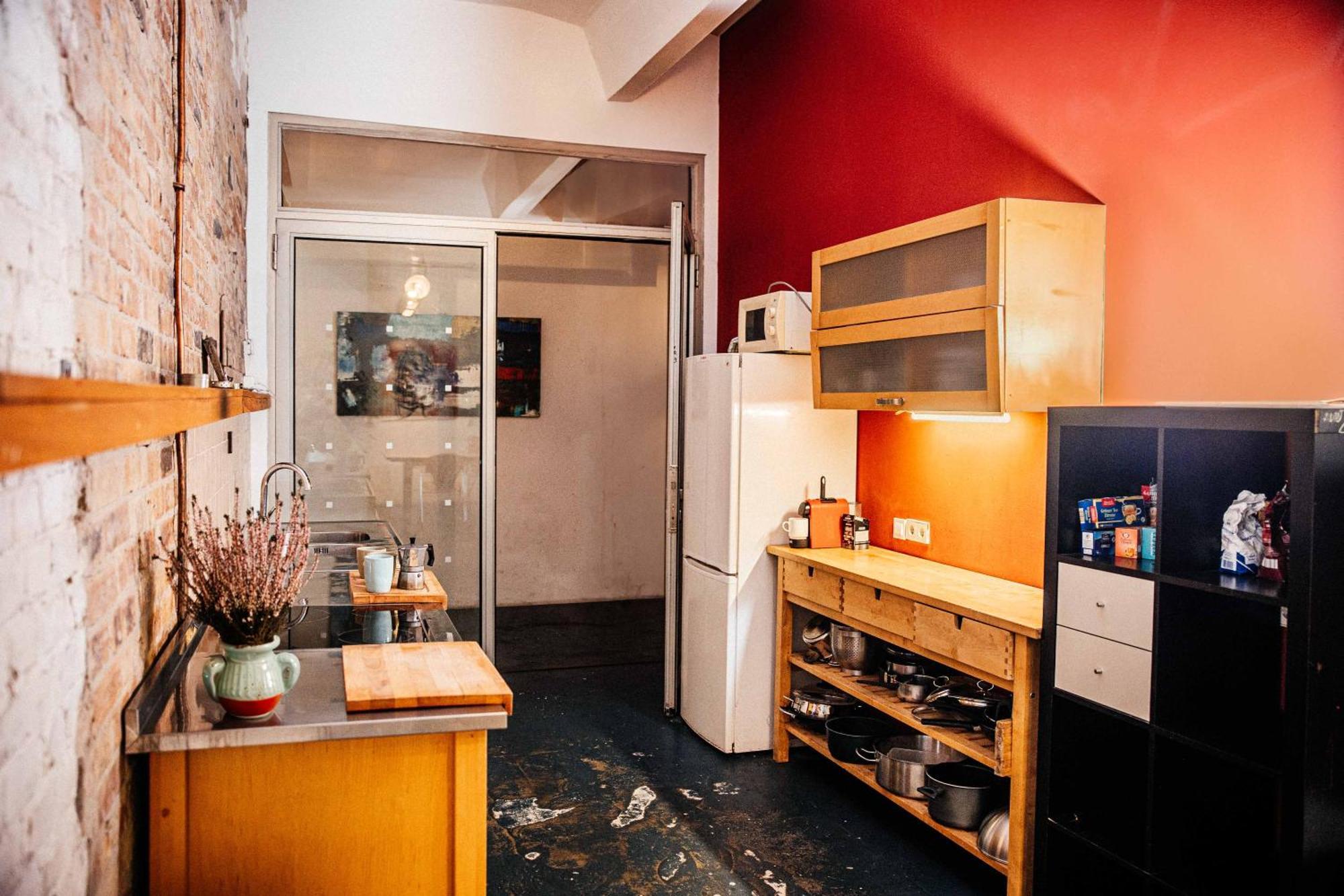 Appartement 200 Qm Loft Am Fluss Fuer Freunde Und Familien ! Berlin