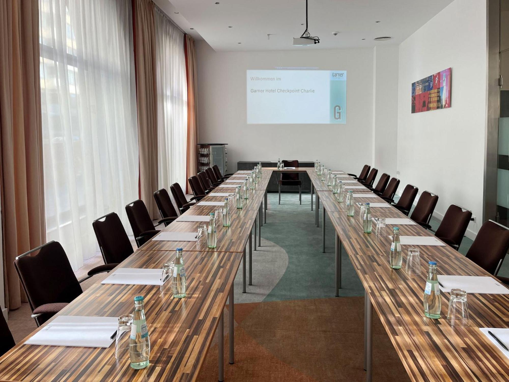 Garner - Checkpoint Charlie By Ihg Hotell Berlin