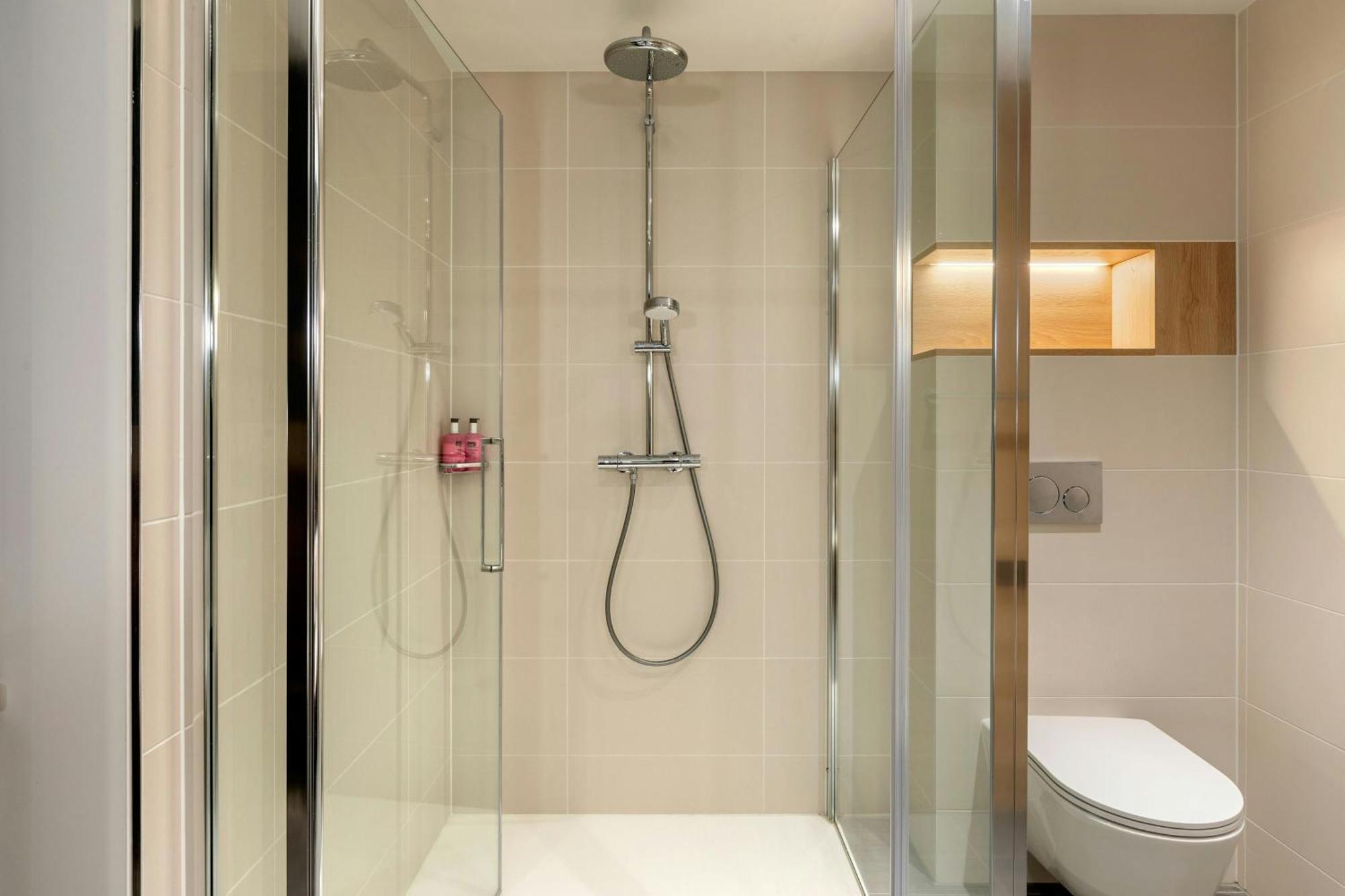 Moxy Ostbahnhof Hotell Berlin