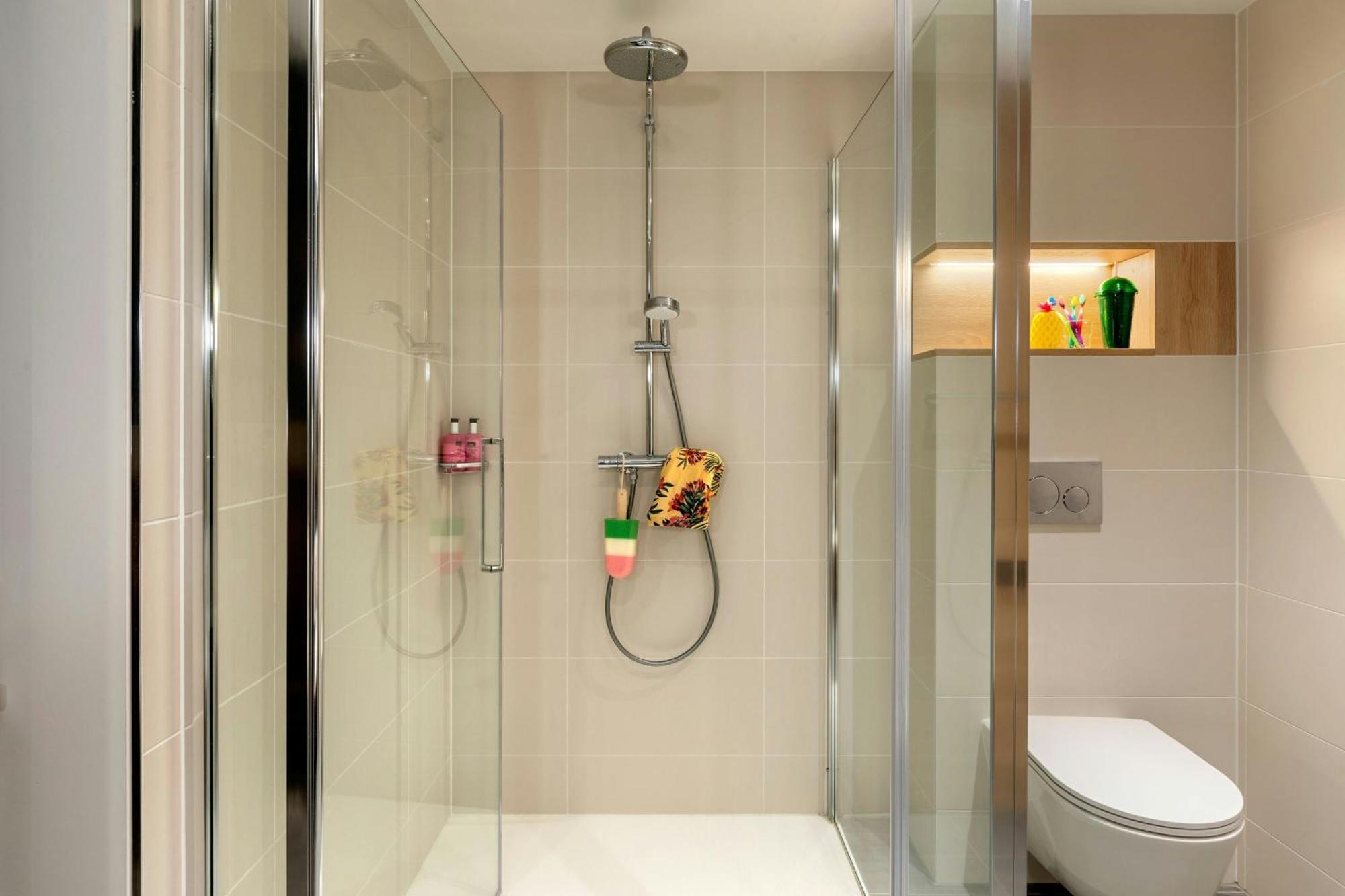 Moxy Ostbahnhof Hotell 4*