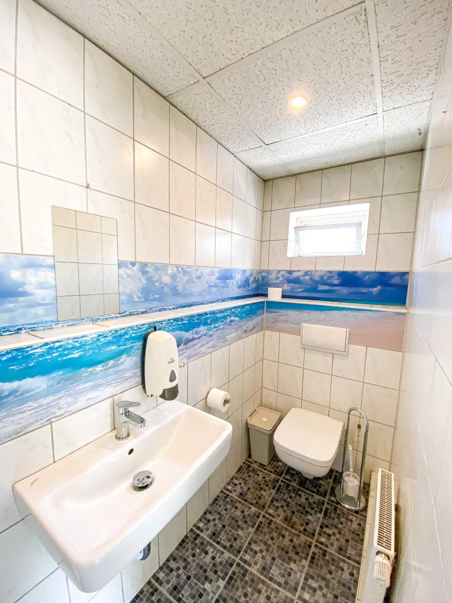 Top-wohnung Fuer Gruppen 15 Min Zum Alex Parken Appartement