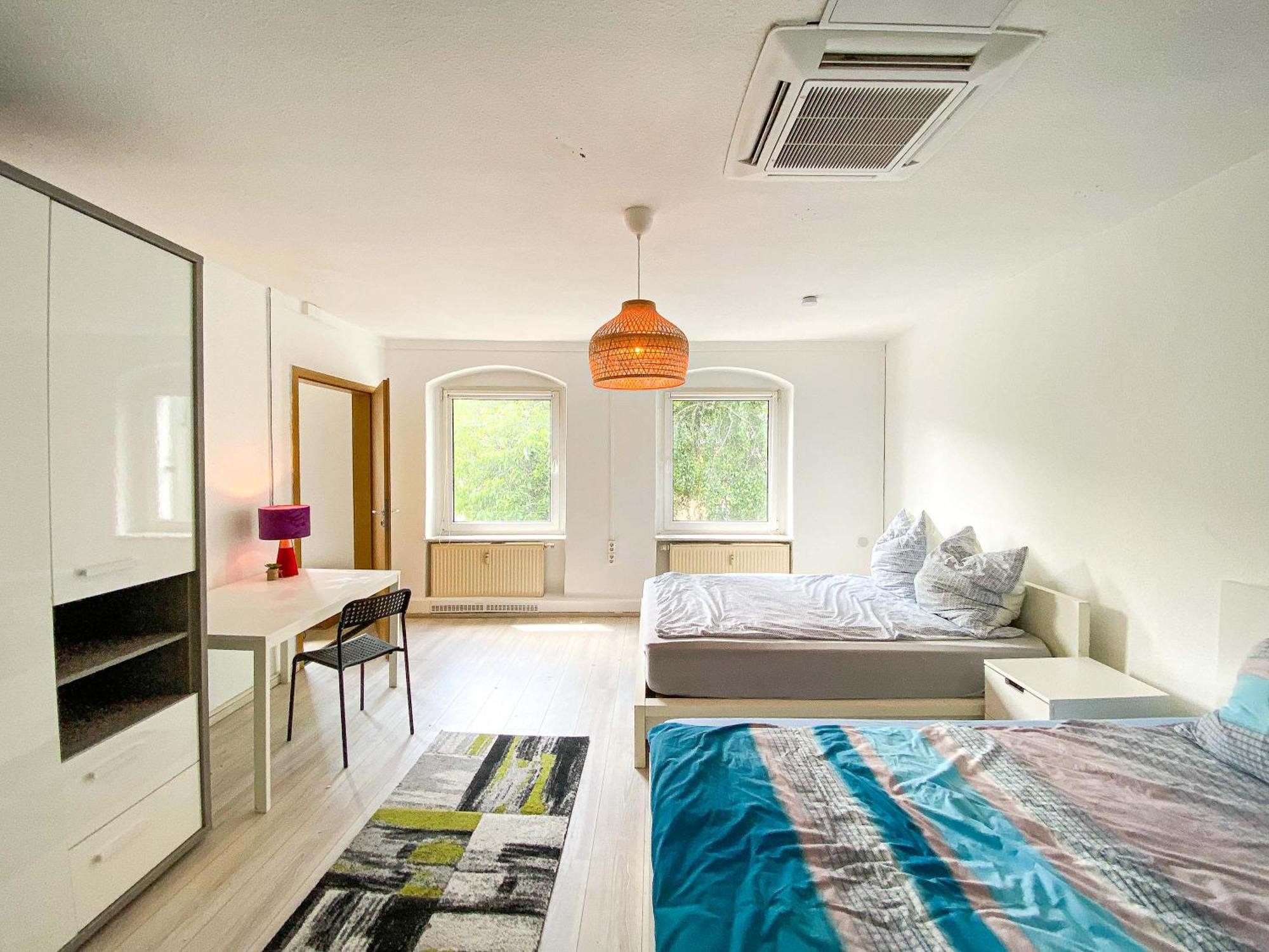 Top-wohnung Fuer Gruppen 15 Min Zum Alex Parken Appartement Berlin
