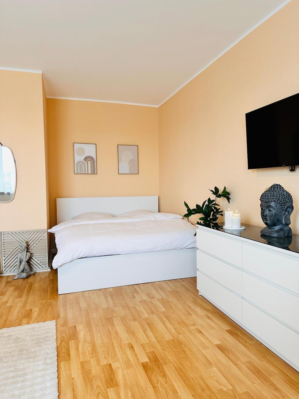 Apartment Messe & Ku'damm Naehe Mit Parkplatz