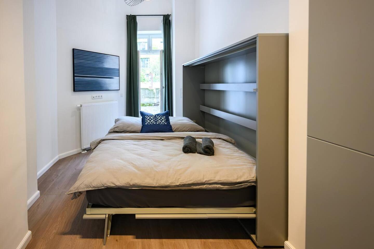 Cozy Lofts Next To Berliner Wall Apartment
