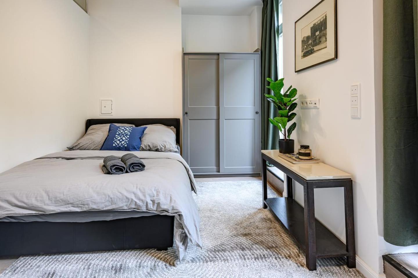 Cozy Lofts Next To Berliner Wall Apartment