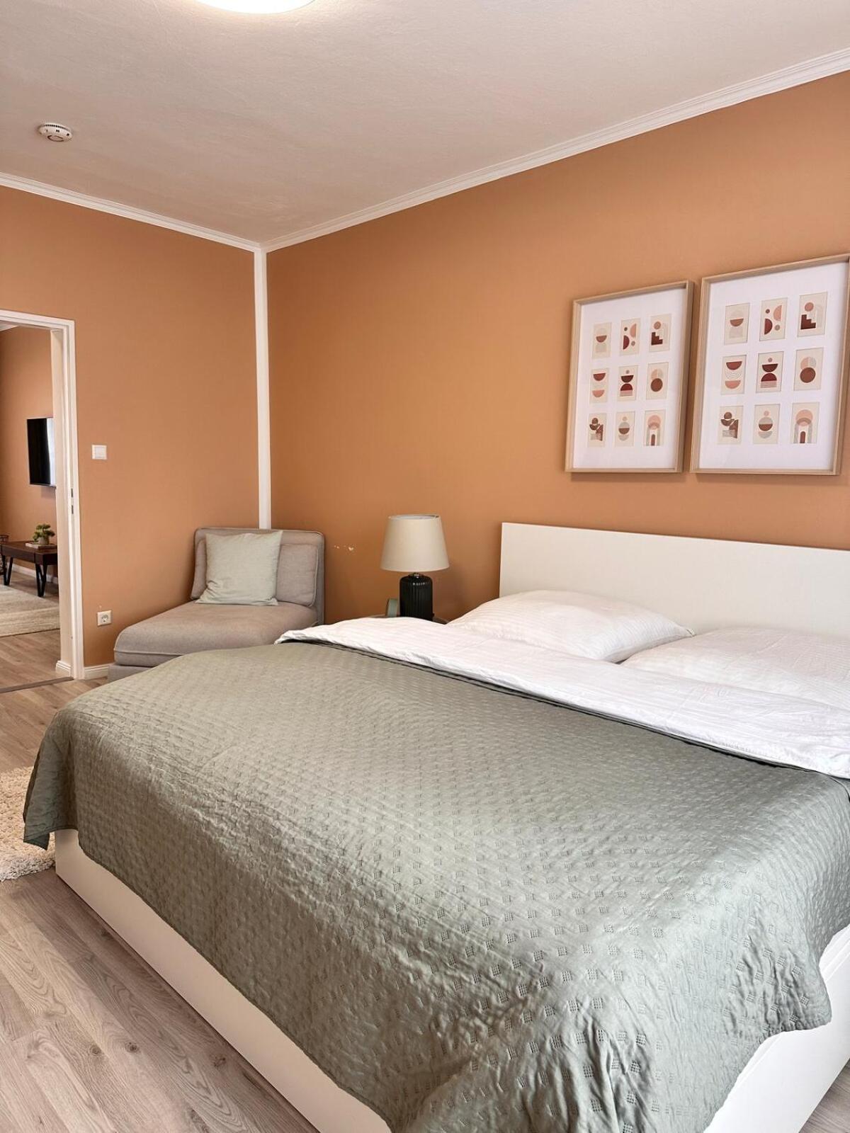 Stylish In Neukoelln Kiez Privat Parkplatz Apartment Berlin