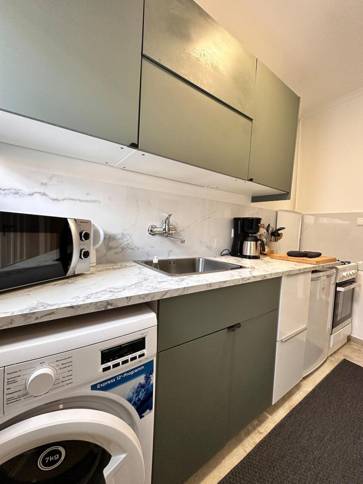 Apartment Stylish In Neukoelln Kiez Privat Parkplatz *