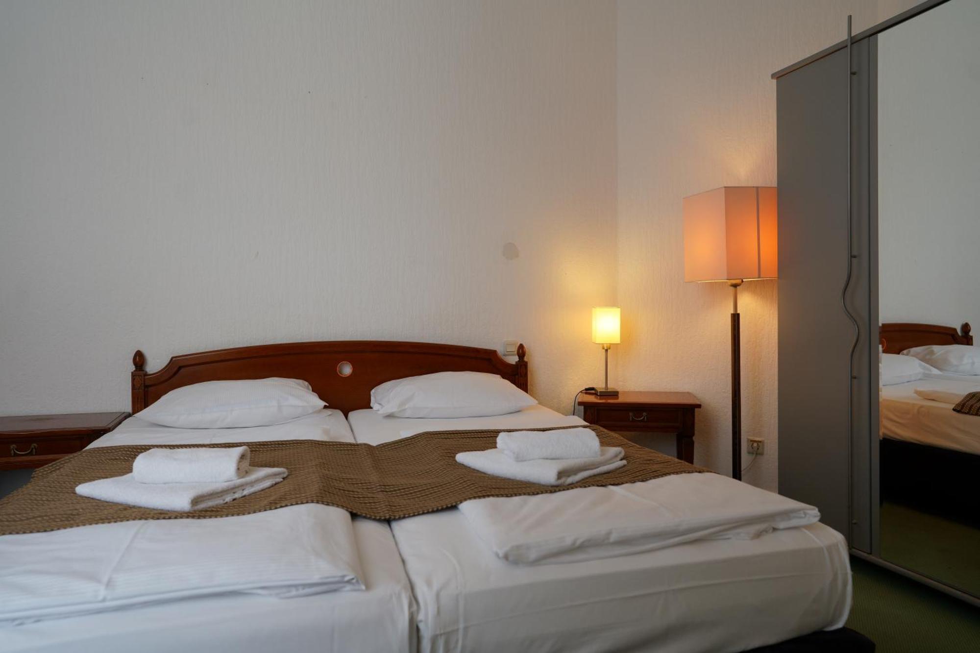 Ambert Berlin