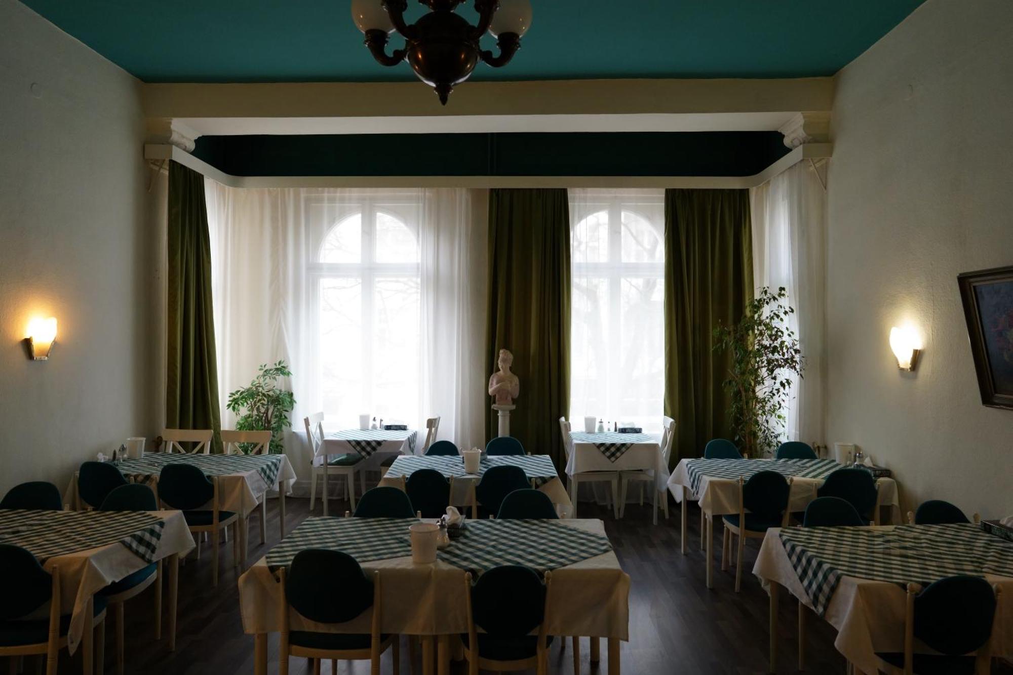 Xantener Eck Hotel 2*