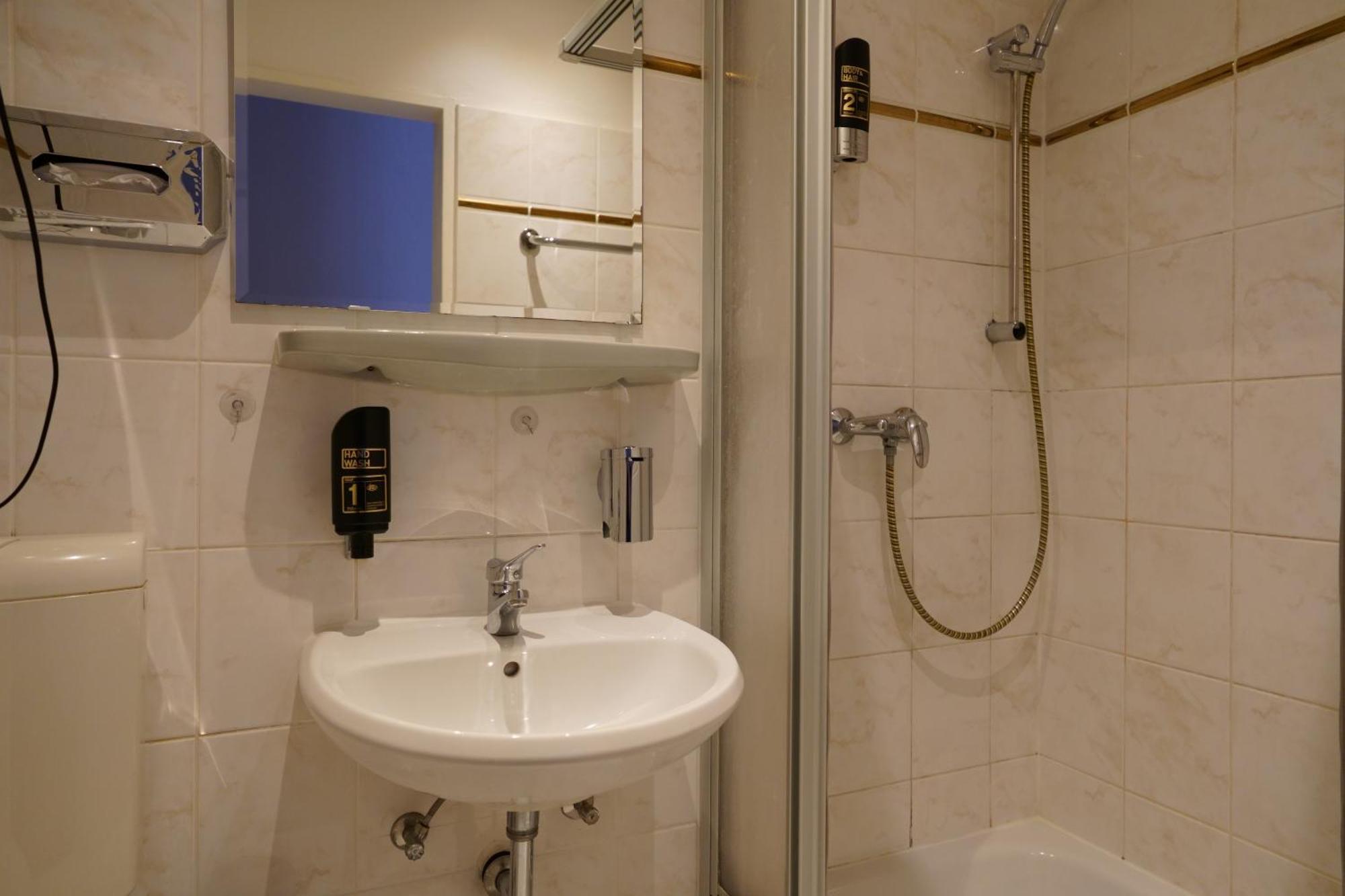 Xantener Eck Hotel 2*
