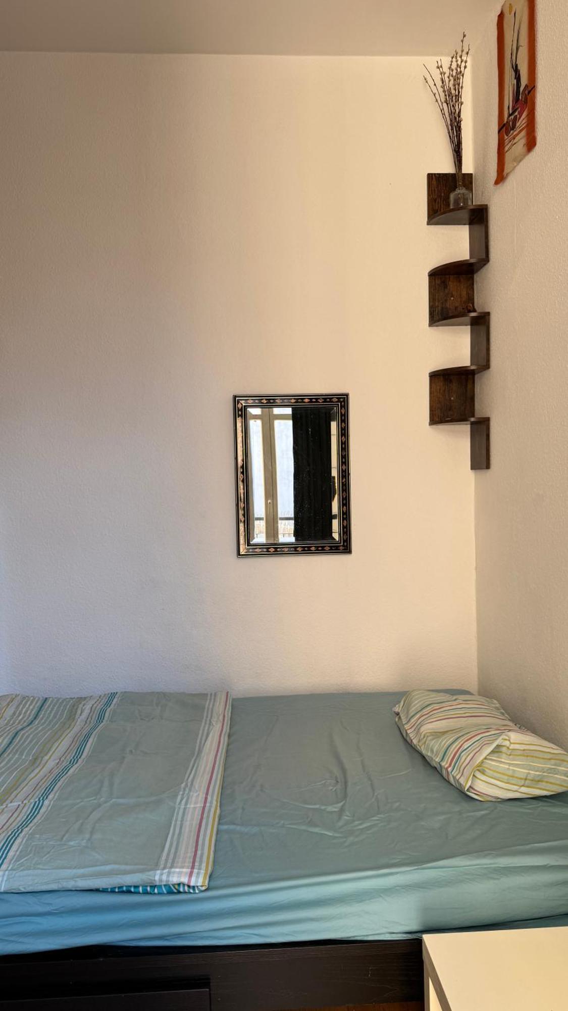 Simple Mitte Artist And Lgbtq Friendly Apartment