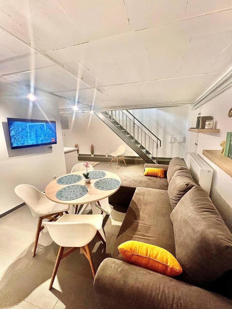 Kant 99 Xl Apartment Berlin