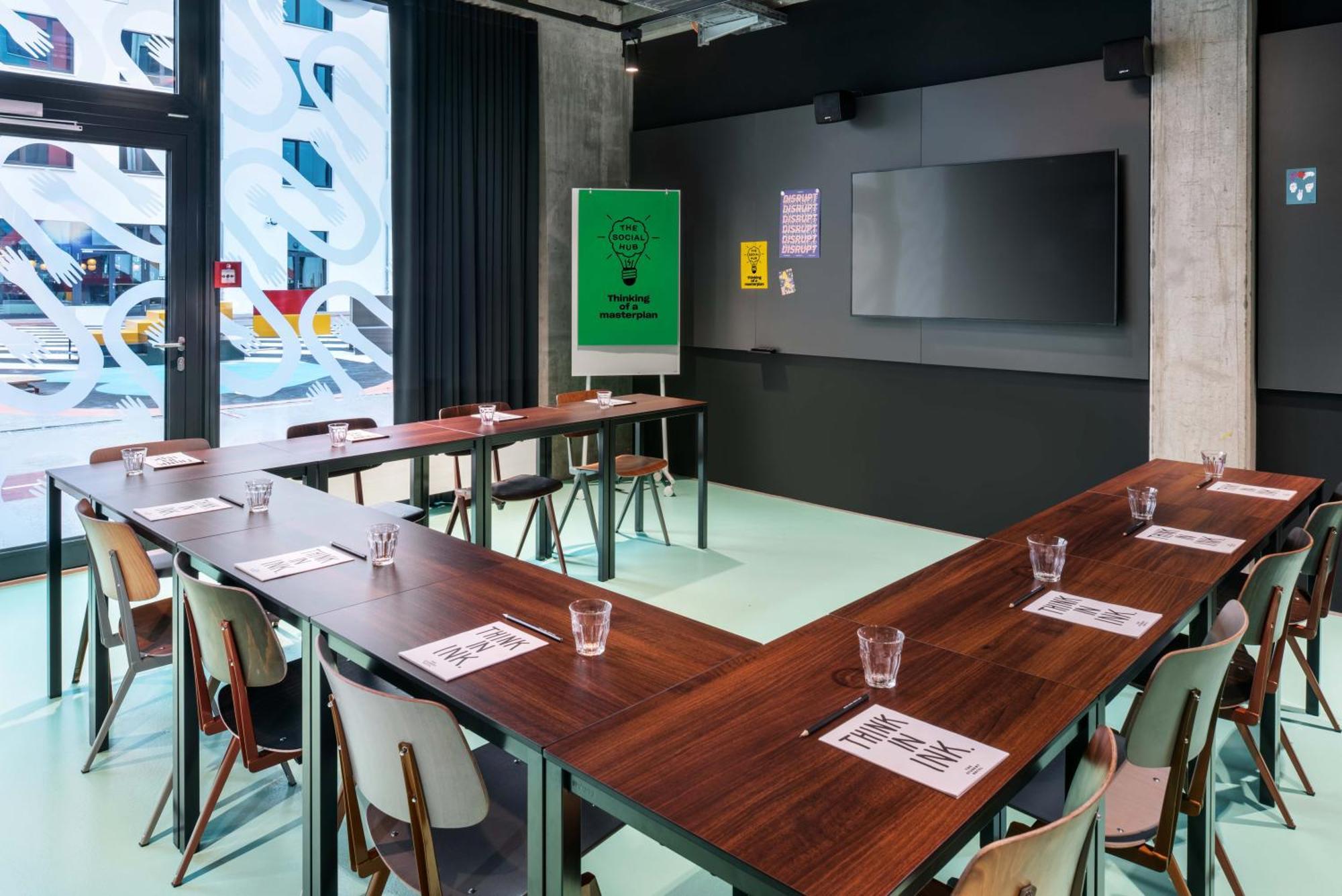 The Social Hub Alexanderplatz Extended 4* Berlin