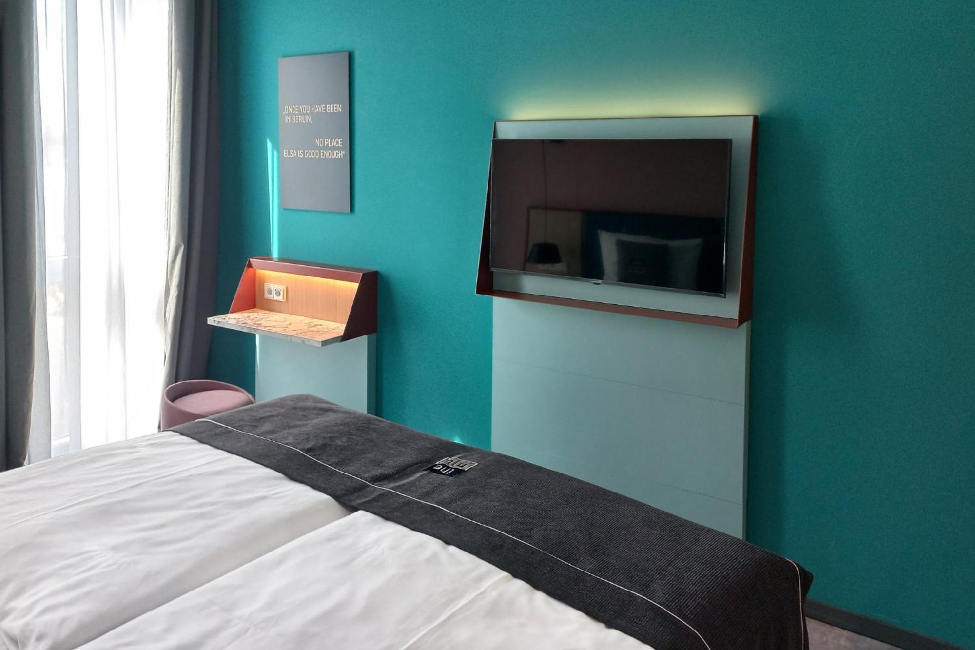 - The Niu, Pax Airport By Ihg 3* Berlin