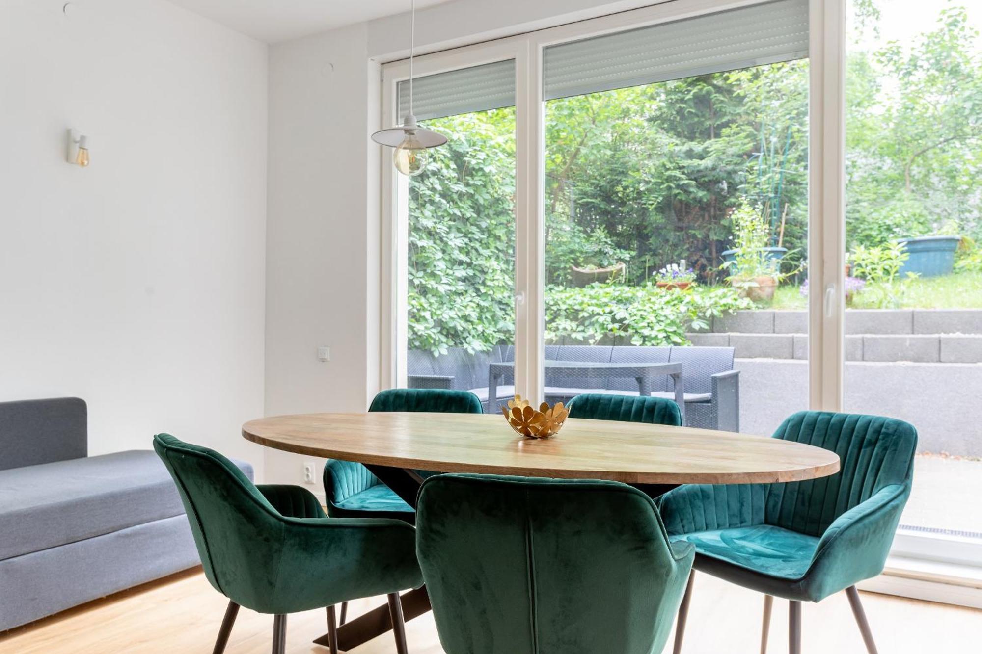 Appartement Global Living - Design I I Beamer I Kitchen I Terrace I *