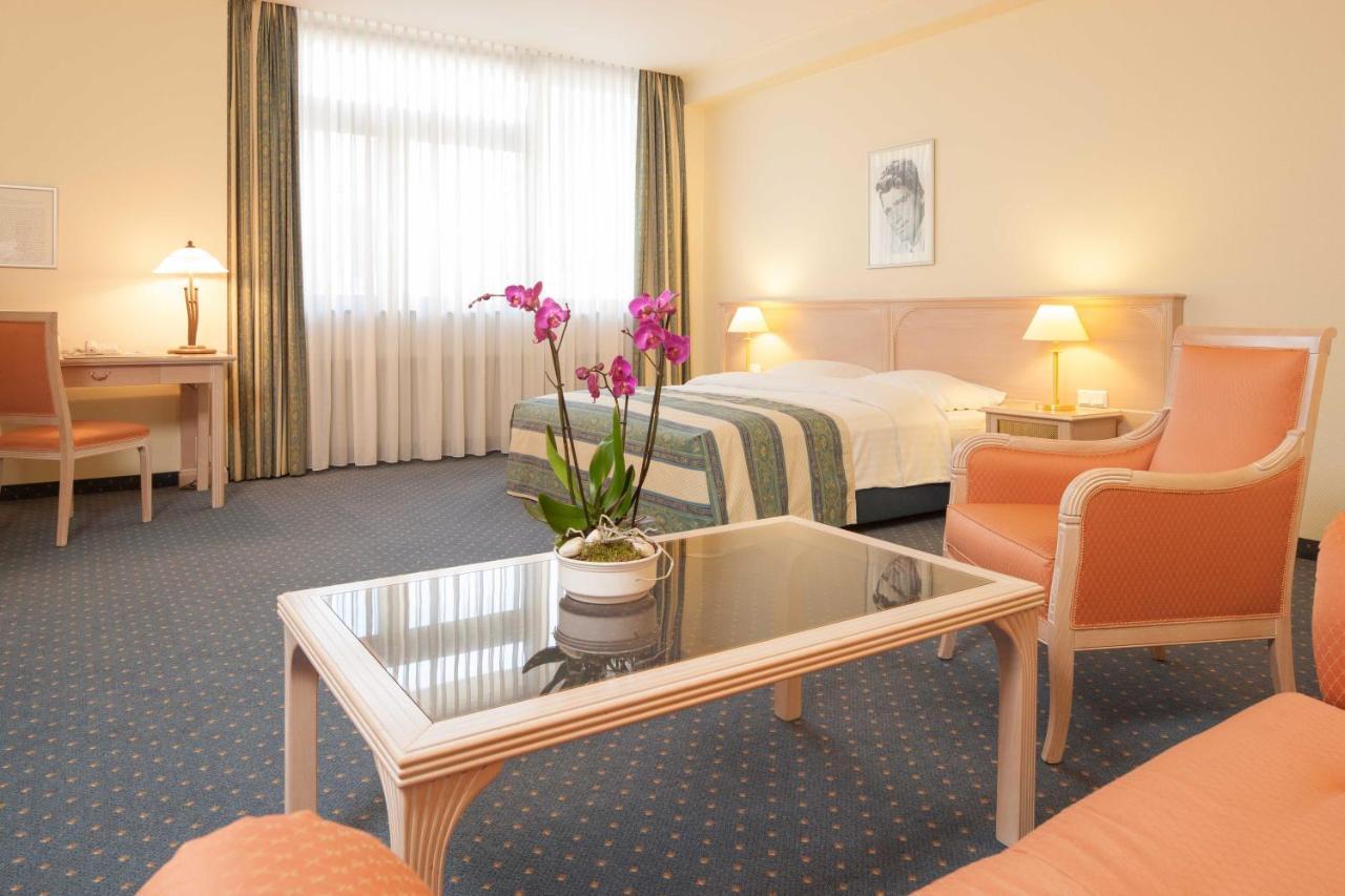 Hollywood Media Am Kurfuerstendamm 4* Berlin