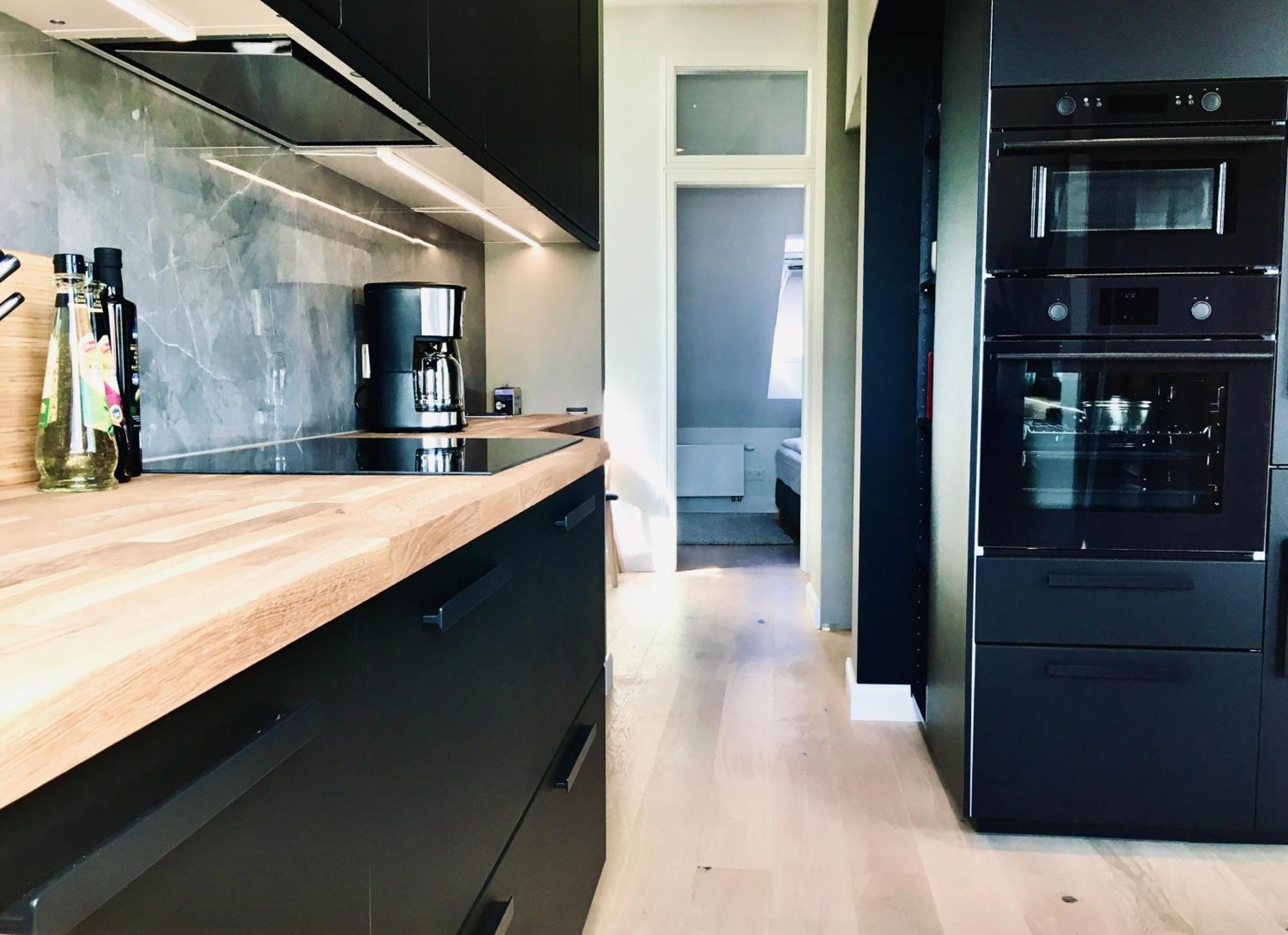 Apartment Style *