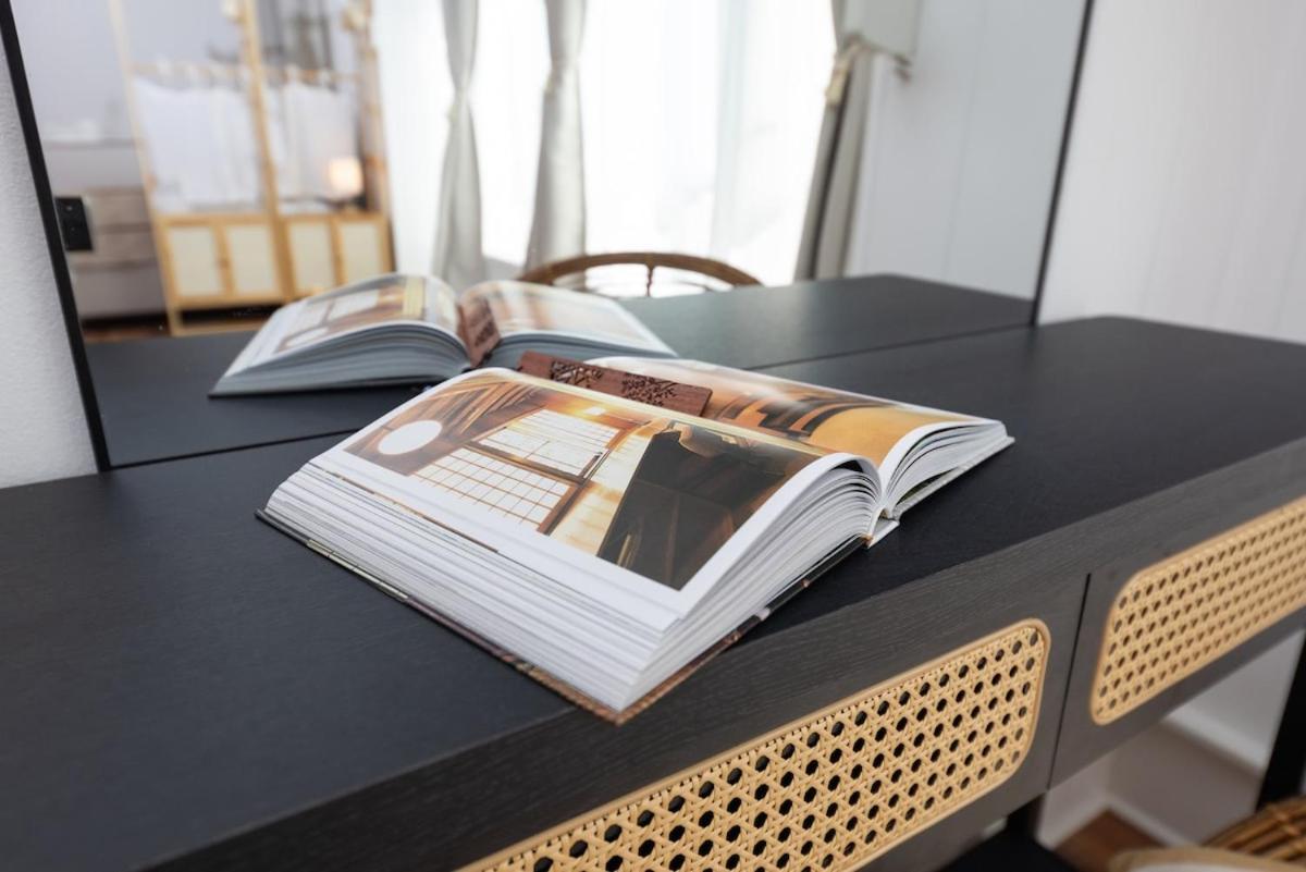 Apartment Japandi Apartment With Washer, Kitchen & Netflix Near Schoenhauser Allee