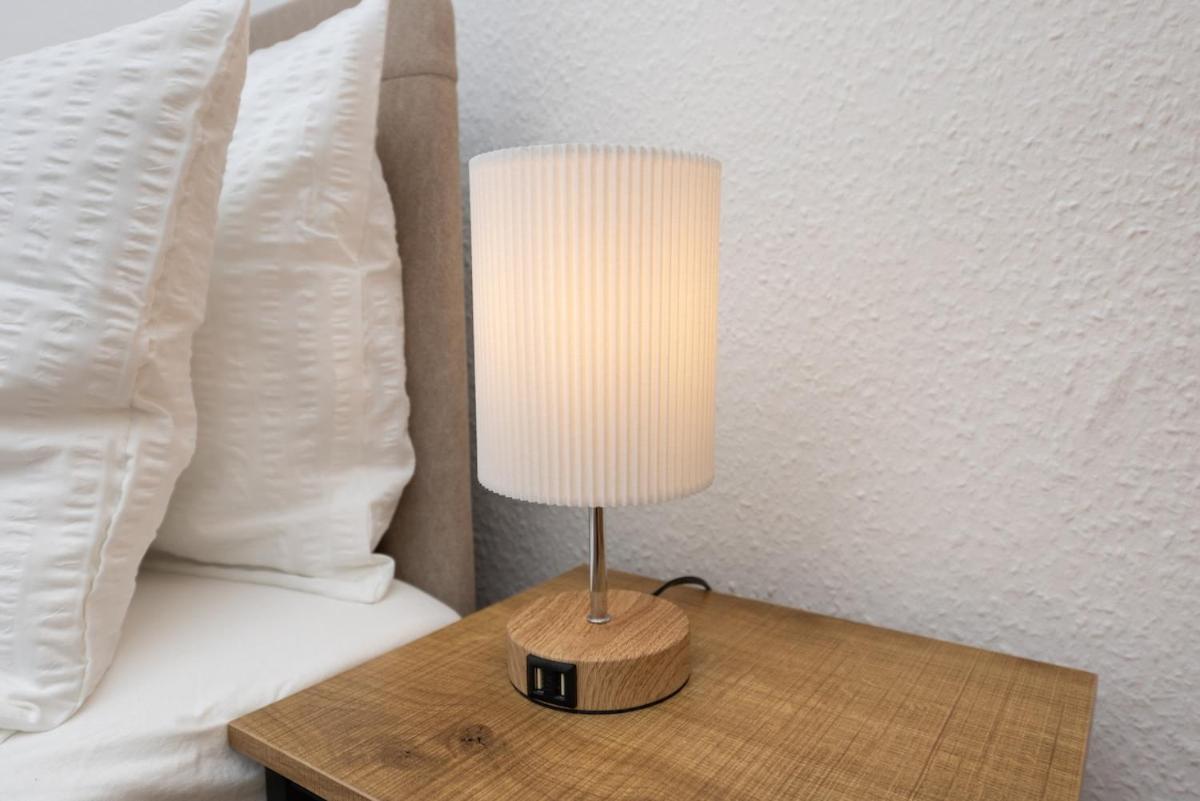 Japandi Apartment With Washer, Kitchen & Netflix Near Schoenhauser Allee Apartment Berlin